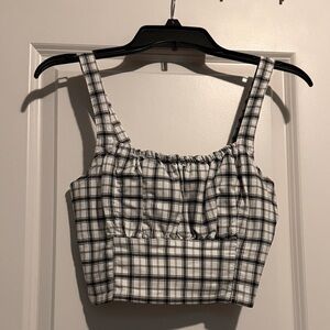 Hollister Black and White Plaid Crop Top